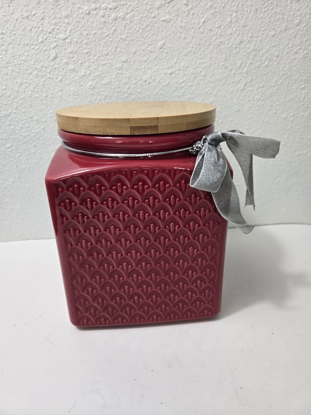 Textured Ceramic Storage Jar with Bamboo Lid - Deep Berry